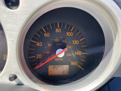 Used 2005 Nissan 350Z Touring image 26