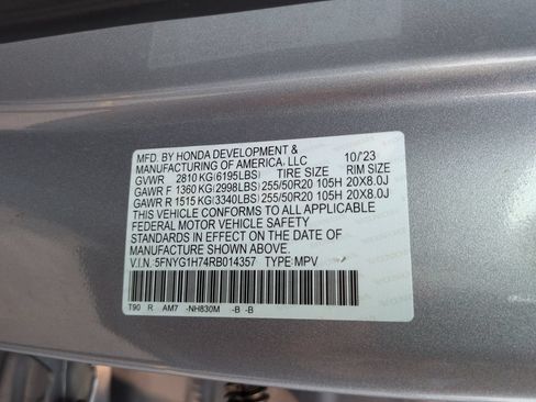 Used 2024 Honda Pilot Touring image 34