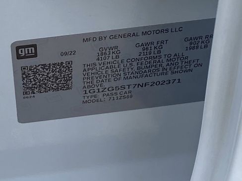 Used 2022 Chevrolet Malibu RS FWD image 36