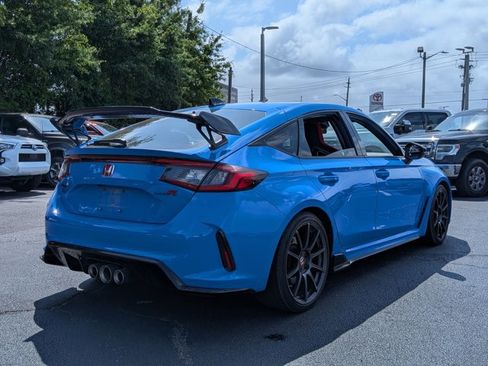 Used 2024 Honda Civic Type R image 6