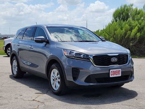 Used 2020 Kia Sorento L FWD image 3
