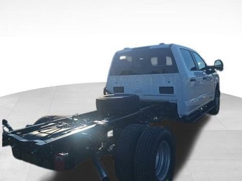 New 2026 Ford F350 XL w/ XL Chrome Package image 3