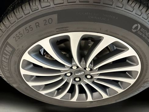 Used 2024 Lincoln Aviator Reserve image 21