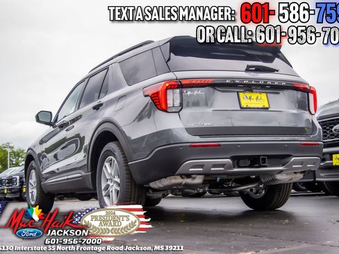 New 2026 Ford Explorer Active w/ Active Comfort Package RWD image 5