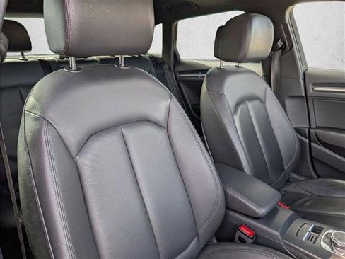 Used 2018 Audi A3 e-tron Premium Plus w/ Technology Package image 19