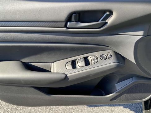 New 2025 Nissan Altima 2.5 S image 14