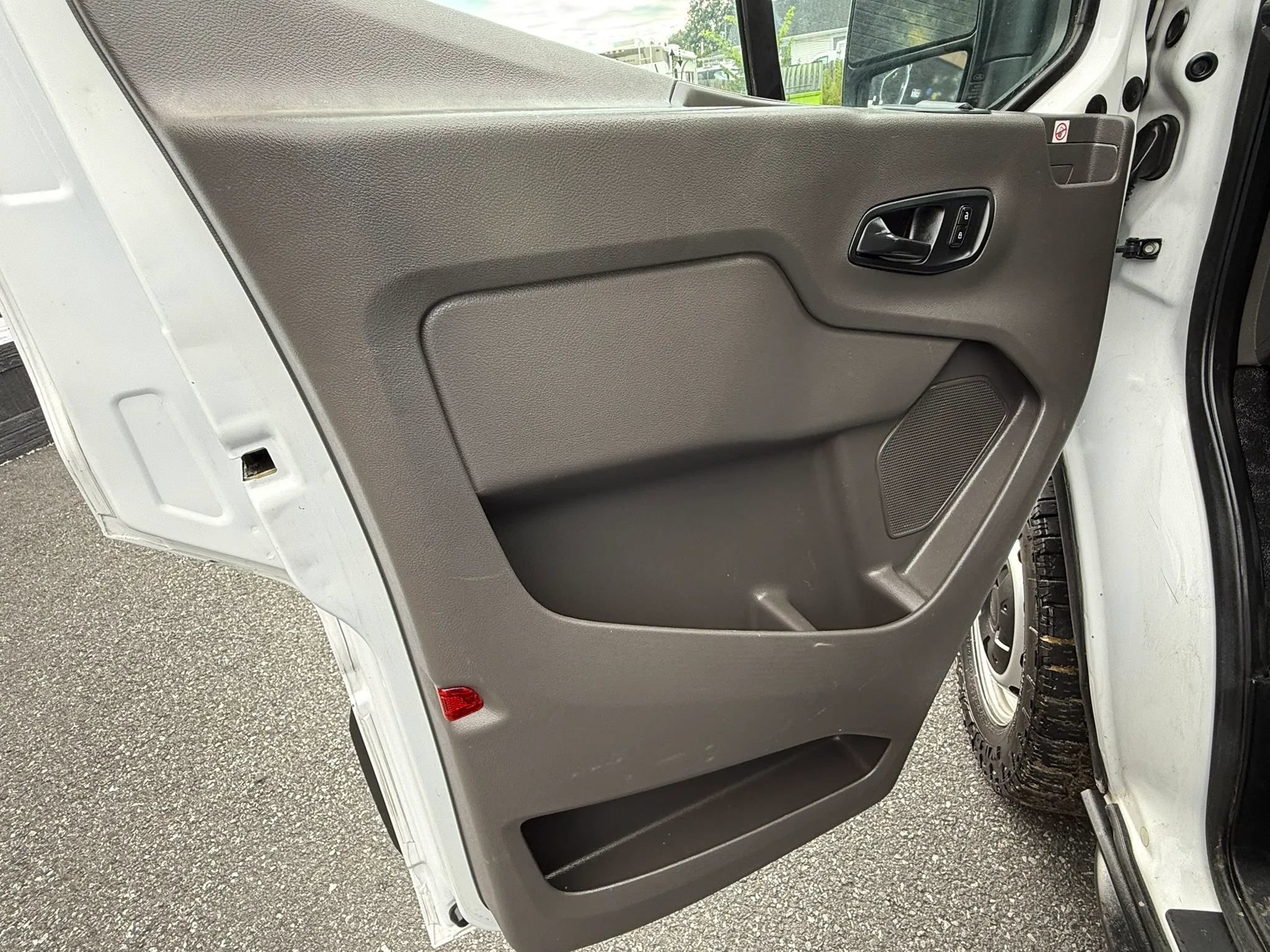 Used 2020 Ford Transit 250 Medium Roof w/ Load Area Protection Package RWD image 50