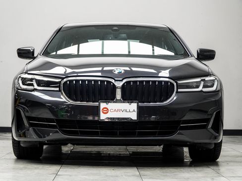 Used 2023 BMW 530i xDrive w/ Premium Package image 7