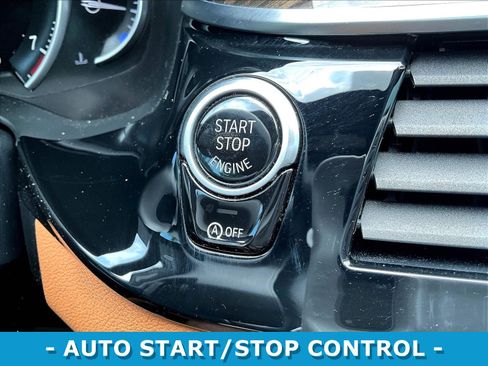 Used 2019 BMW 540i xDrive AWD/4WD image 39