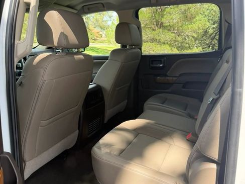 Used 2018 GMC Sierra 1500 SLT w/ Enhanced Driver Alert Package RWD image 13