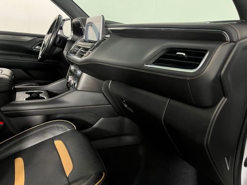 Used 2022 GMC Yukon AT4 w/ Technology Package image 34