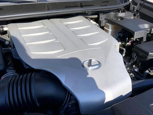 Used 2016 Lexus GX 460 image 32