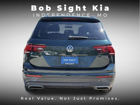 Used 2018 Volkswagen Tiguan S image 7