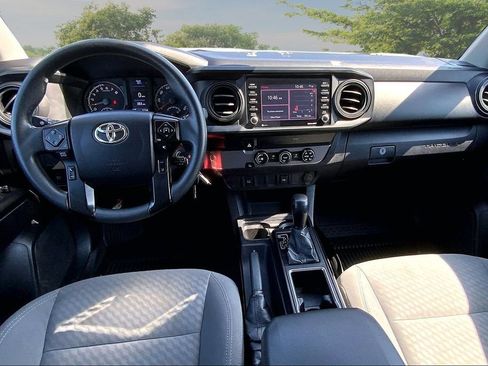 Used 2021 Toyota Tacoma SR w/ SR Convenience Package RWD image 8