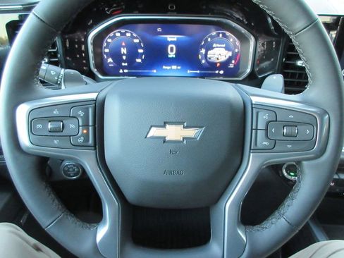 New 2026 Chevrolet Silverado 1500 LTZ w/ LTZ Premium Package AWD/4WD image 29