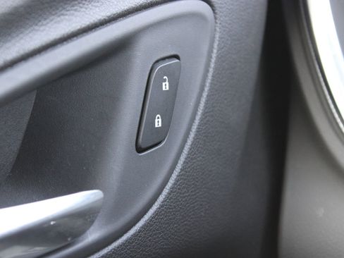 Used 2025 Buick Encore GX Preferred image 20