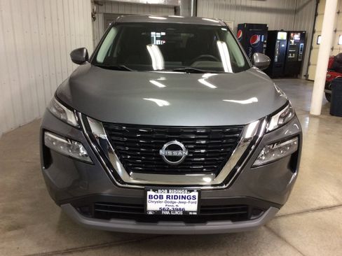 Used 2022 Nissan Rogue SV image 8