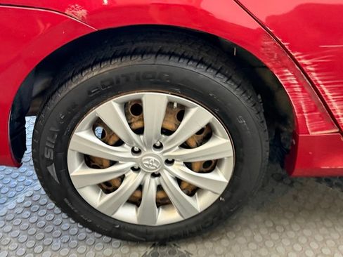 Used 2012 Toyota Corolla LE FWD image 9