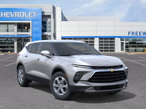 New 2025 Chevrolet Blazer LT image 7