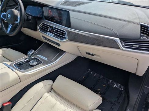Used 2020 BMW X5 M50i w/ Premium Package AWD/4WD image 23