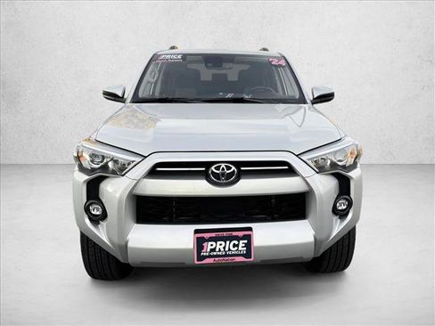 Used 2024 Toyota 4Runner SR5 image 2