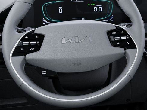 New 2025 Kia Niro EX Touring image 23