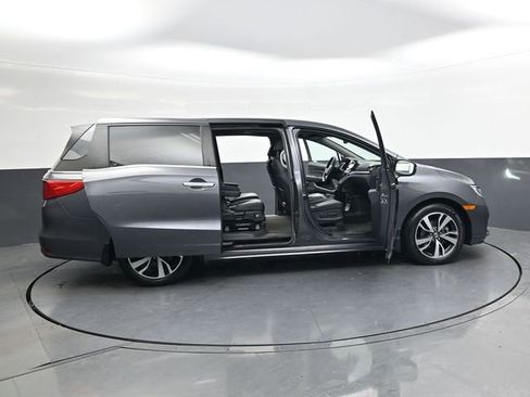 Used 2023 Honda Odyssey Touring image 38