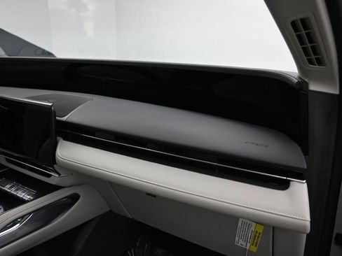 New 2026 Lincoln Nautilus Premier w/ Equipment Group 102A image 36