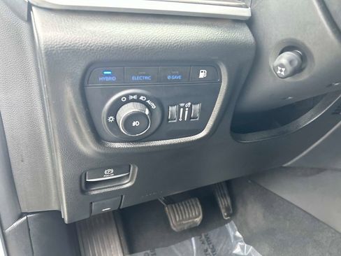 Used 2023 Jeep Grand Cherokee 4xe w/ Luxury Tech Group II image 21