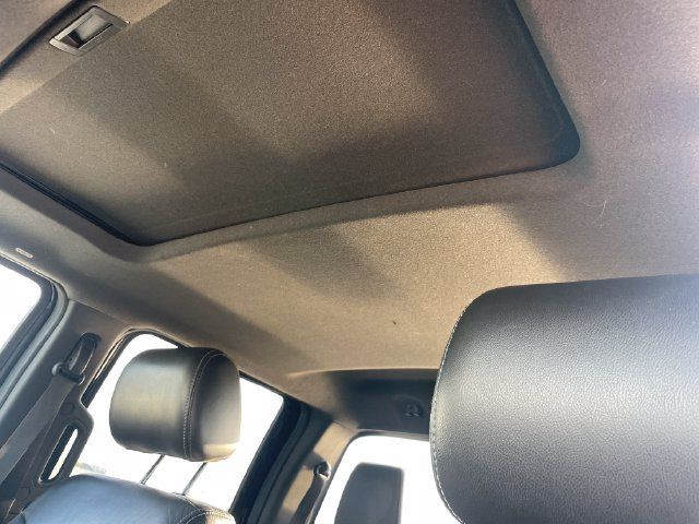 Used 2012 Ford F250 Lariat w/ Lariat Ultimate Pkg AWD/4WD image 28
