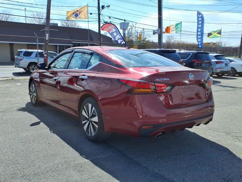 Used 2019 Nissan Altima 2.5 SV image 5