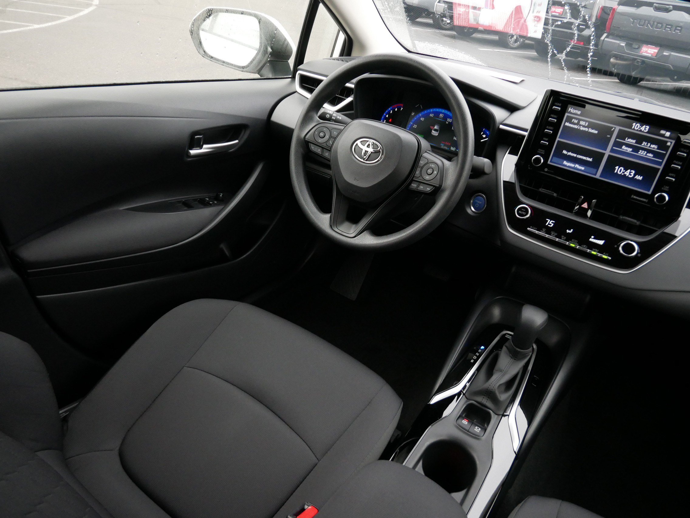 Used 2021 Toyota Corolla LE FWD image 9
