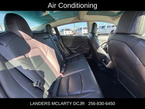 Used 2022 Tesla Model 3 image 14