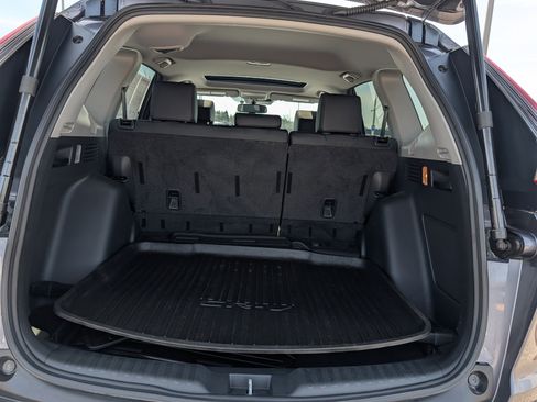 Used 2022 Honda CR-V Touring image 18