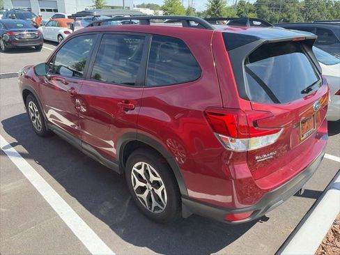 Used 2024 Subaru Forester Premium AWD/4WD image 3