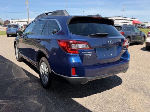 Used 2015 Subaru Outback 2.5i Premium AWD/4WD image 6