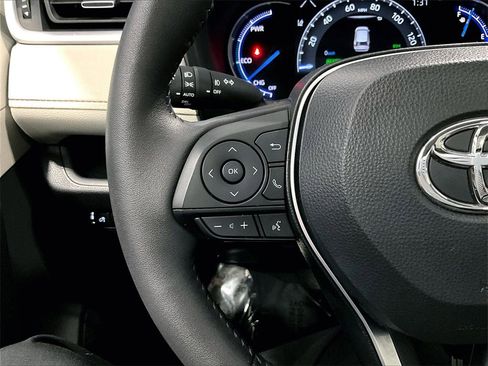 Used 2024 Toyota RAV4 XLE Premium image 19