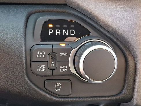 New 2026 RAM 1500 4x4 Crew Cab image 13