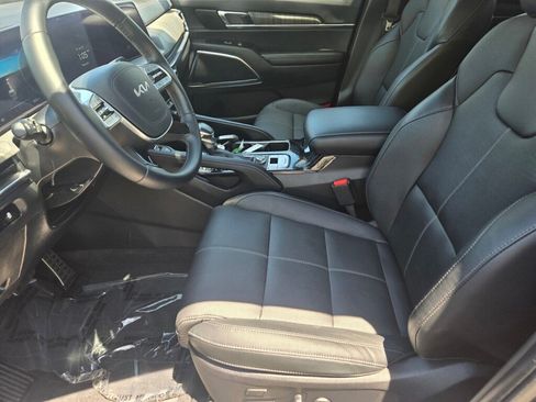 Used 2024 Kia Telluride SX FWD image 12