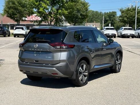 Certified 2022 Nissan Rogue SL w/ SL Premium Package AWD/4WD image 5