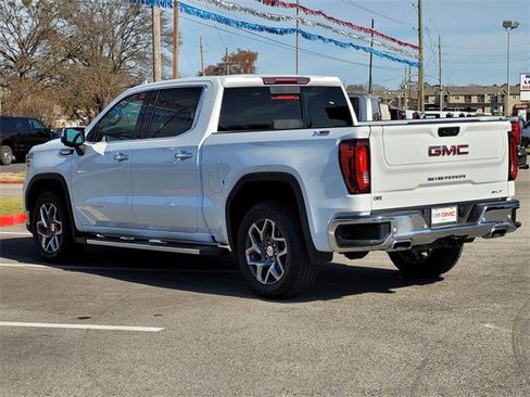 Used 2024 GMC Sierra 1500 SLT image 6
