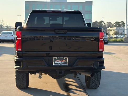 Used 2025 Chevrolet Silverado 2500 LT w/ Trail Boss Package image 6