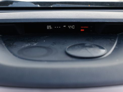 Used 2013 Subaru Outback 2.5i Limited w/ Moonroof Pkg image 35