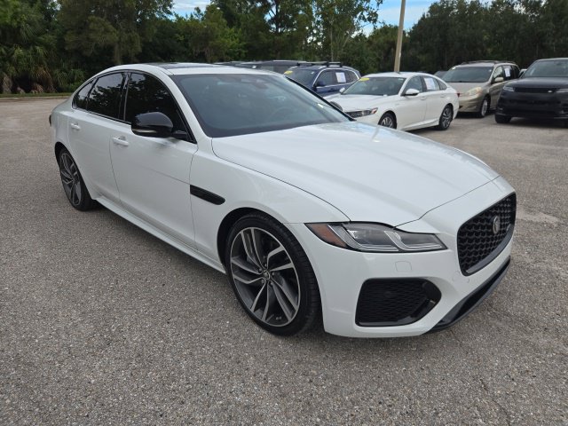 Used 2024 Jaguar XF R-Dynamic SE AWD/4WD image 7