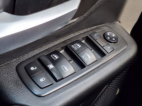 Used 2021 RAM 1500 Tradesman w/ Level 1 Safety Group image 11