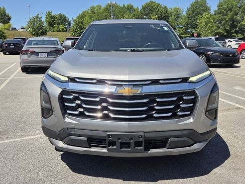 Used 2025 Chevrolet Equinox LT FWD image 8