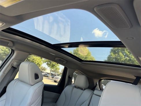 Used 2026 Acura MDX w/ Technology Package image 27