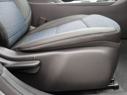 New 2026 Buick Envista Sport Touring w/ Convenience II Package FWD image 9