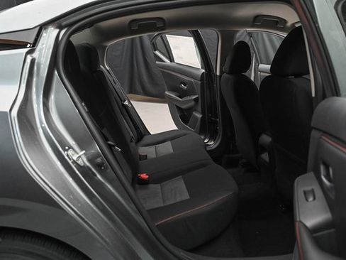 New 2025 Nissan Sentra SR image 18