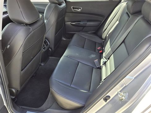 Used 2020 Acura TLX image 12